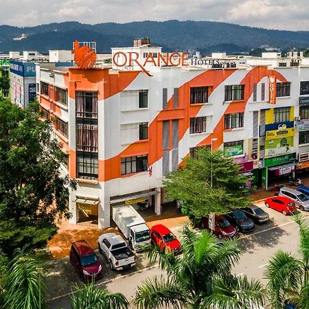 1 Orange Hotel Sungai Buloh Exterior photo