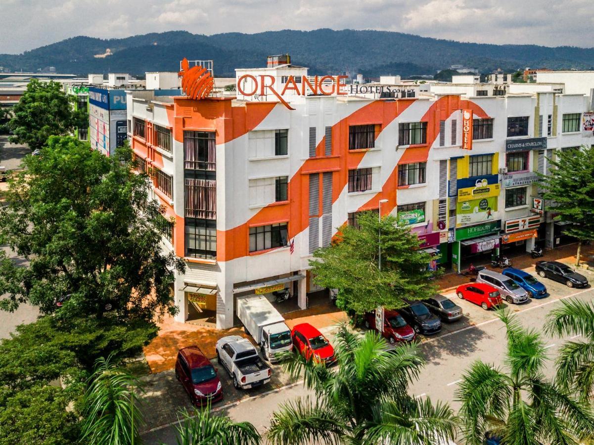 1 Orange Hotel Sungai Buloh Exterior photo